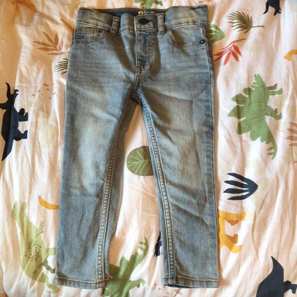 Toddler skinny jeans